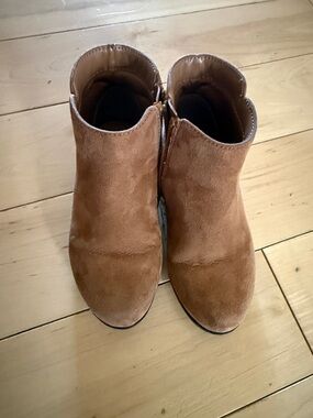 Cat & Jack Brown Suede Kids Ankle Boots